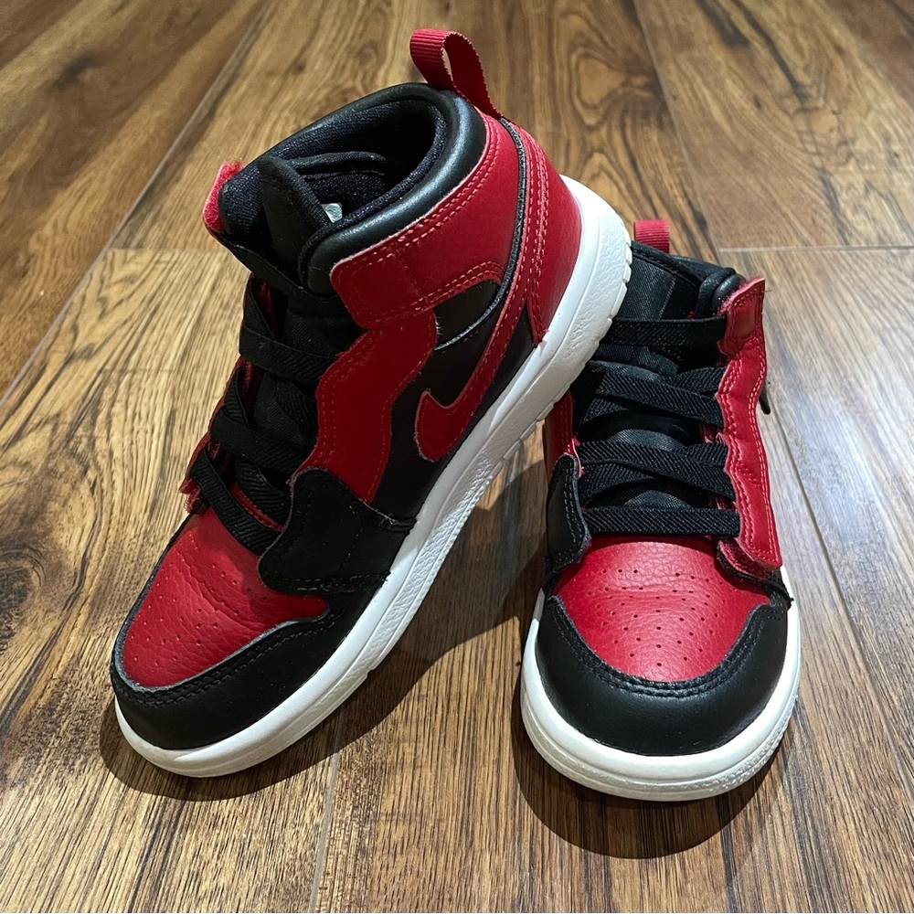 SOLD: Air Jordan 1 Toddler shoes